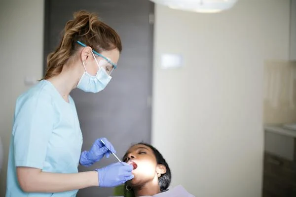 Descubra o significado profundo dos sonhos com dentista e suas interpretações psicológicas neste artigo detalhado.